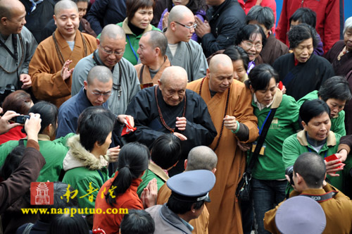 梦参老和尚回山讲法三日 南普陀寺四众弟子云集(图19)