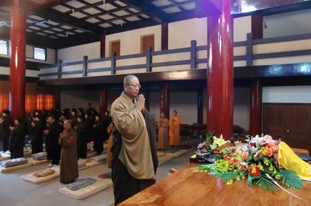 雁荡山能仁寺观音七法会第四天礼请本寺首座和尚宏觉法师讲开示(图2)