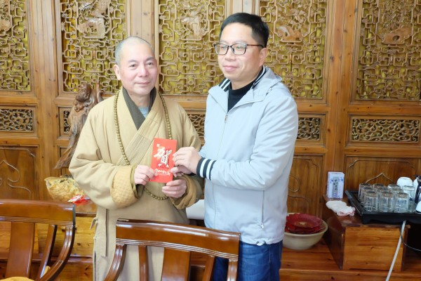 温州市民族宗教事务局马建新副局长一行来雁荡山能仁寺新年慰问(图8)