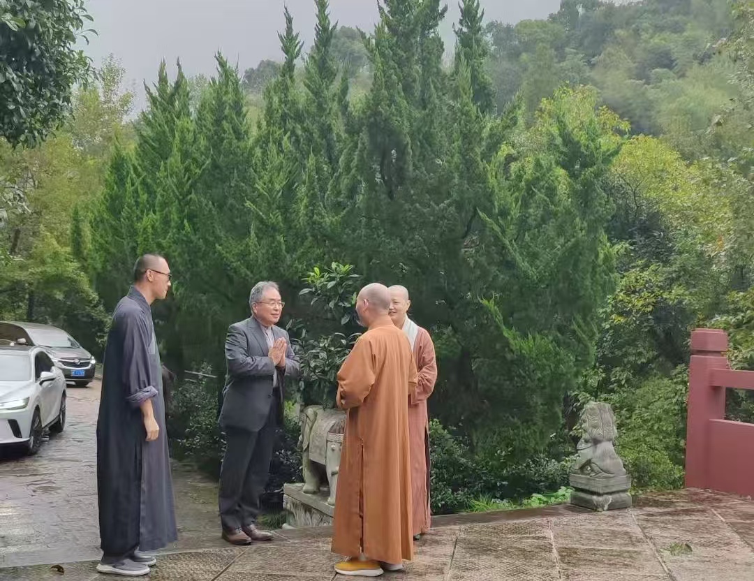 日本花园大学衣川贤次教授一行来雁荡山能仁寺参访(图13)